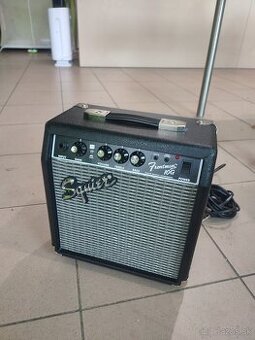 gitarové kombo Fender Frontman 10G