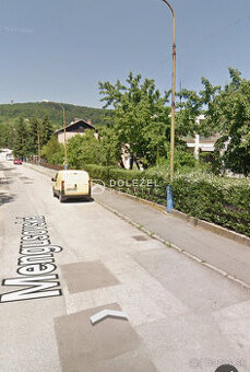 Predám 4 izbový byt, 100 m2, loggie 2, záhrada, Podhradová-K