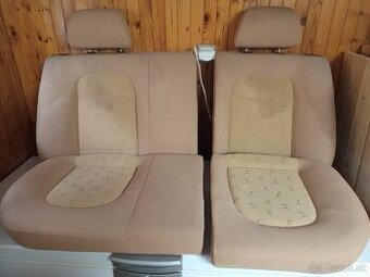 Predám na Fabia 1 zadné delené sedačky.