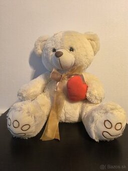 Veľký plyšový medvedík