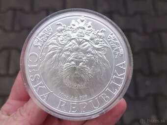 Velka 10oz stříbrna 999 mince, 311g česky lev rok 2022