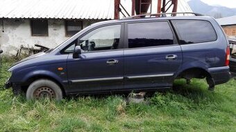 Rozpredám Hyundai Trajet 2,0 CRDI