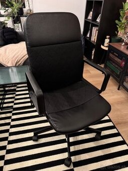 Kancelárske otočné kreslo IKEA RENBERGET