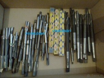 Súbor - výstružníky, výhrubníky+