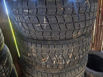 Pneumatiky 216/70r15c zimne