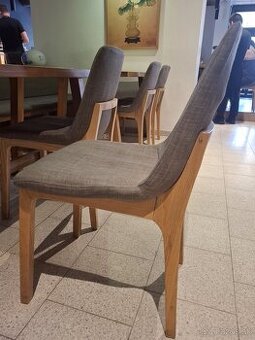 15 € kus ..Krásne, pevné vo veľmi dobrom stave