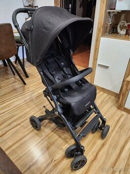 Maxi cosi kočiar