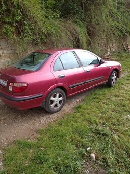 Nissan Almera 1,8
