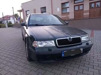 ŠKODA OCTAVIA 1.8T 110KW L&K
