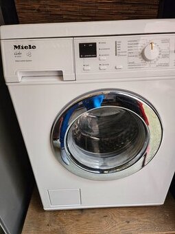 NA PREDAJ:AUTOM.PRAČKA,ZN.MIELE