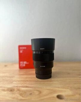 Sony FE 85mm f/1.8