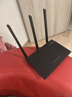 Predam router ASUS RT-AC53