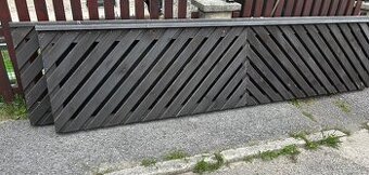 Predám drevené zábradlie
