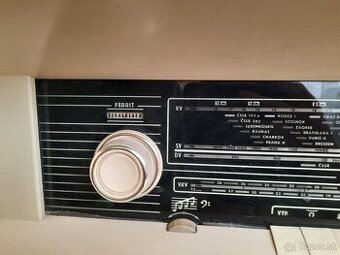 Retro radio