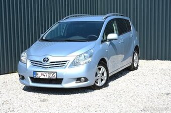 Toyota Verso 2.0 D-4D, 7 miest