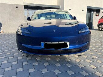 Tesla model 3 highland RWD SR. Ťažné zariadenie.