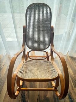 Hojdacie kreslo Thonet štýl