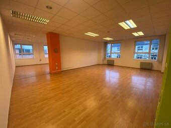 Rekonštruované kancelárske priestory na prenájom - Bratislav