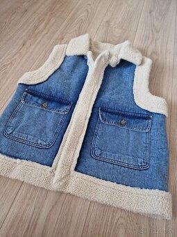 PREDANÁ Vesta riflová s barančekom 38/40