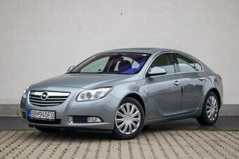Opel Insignia 2.0 Turbo ECOTEC AWD Cosmo A/T, 162kW