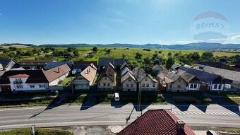 EXKLUZÍVNE PREDAJ domu s veľkým pozemkom v centre obce Dobrá