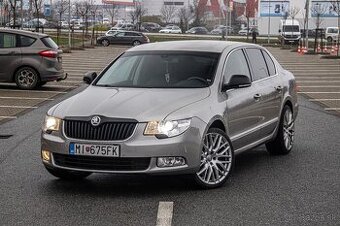 Škoda Superb 3.6 FSI V6 4x4 Elegance DSG/ AJ NA SPLÁTKY