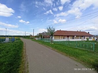 3izbový vikendový dom s ÚK, 3000m2