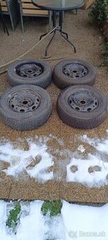 Predám kolesá 185/60  r14 zimné