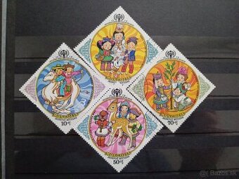 Poštové známky č.519 - Mongolsko - deti a hry