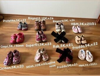 Balík detských dievčenských topánok