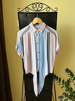 Crop pásikavá košeľa s krátkym rukávom XS