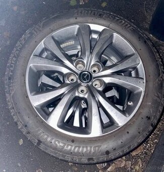 Sada letných pneumatík 215/55/18 na hliníkových diskoch