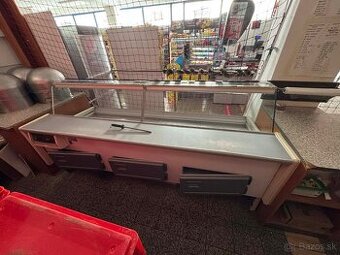 Chladiarenská vitríny 2ks