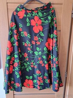 nádherná kvetinová sukňa , velkost S