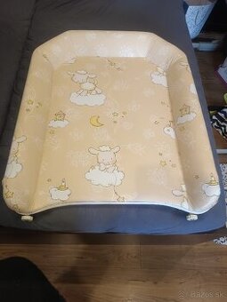 Väčšia prebaľovacia podložka - Darujeme