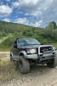 Mitsubishi pajero 2
