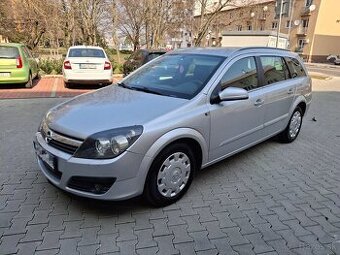 Predam Opel astra 1.7 CDTI 74kw rok 2007
