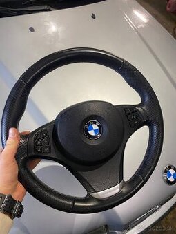 BMW x3 volant
