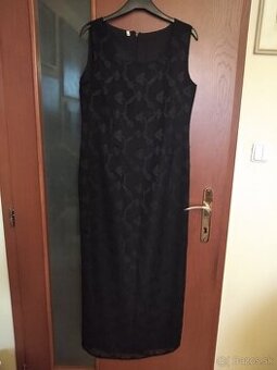 Dámske spoločenské šaty čierne