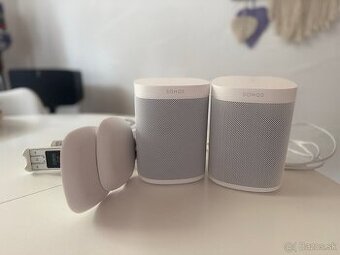 2x Sonos One SL 2.Generacie s držiakom na stenu