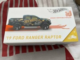 hot wheels ID ford ranger raptor - 1