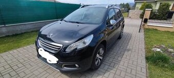 Peugeot 2008 benzín, manuál