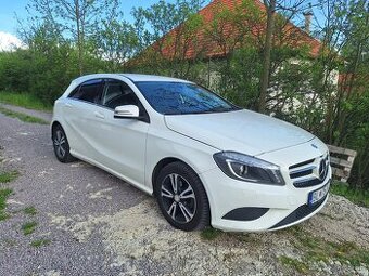 Mercedes-Benz A160