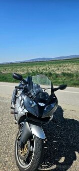 Kawasaki ZX6R