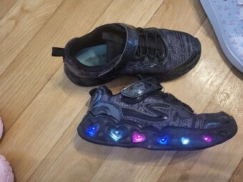 Skechers dievčenské botasky