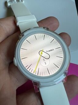 Pre Vas aktivní životní styl TicWatch E Ice White