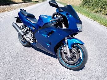 Kawasaki zxr400 ninja