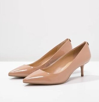 Michael Kors - Klasické lakované lodičky - nude
