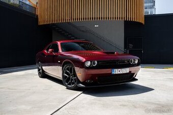 Dodge Challenger 5.7 V8 HEMI A/T 2019