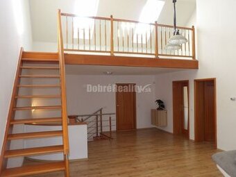 Štýlový rodinný dom na PREDAJ - 1